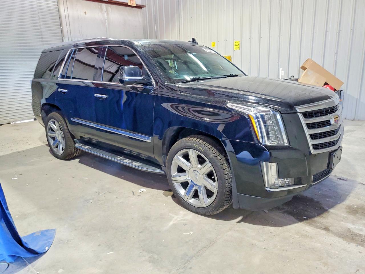 2016 CADILLAC ESCALADE