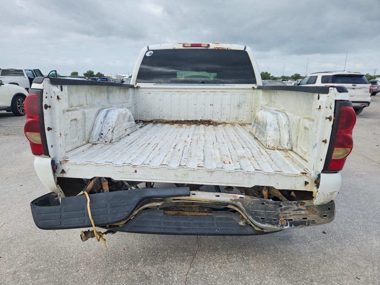 2003 CHEVROLET SILVERADO