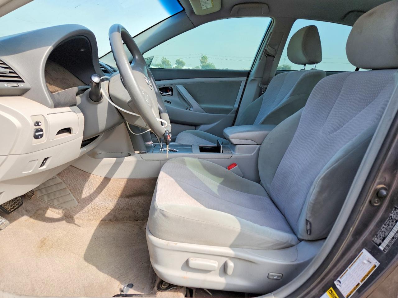 2010 TOYOTA CAMRY