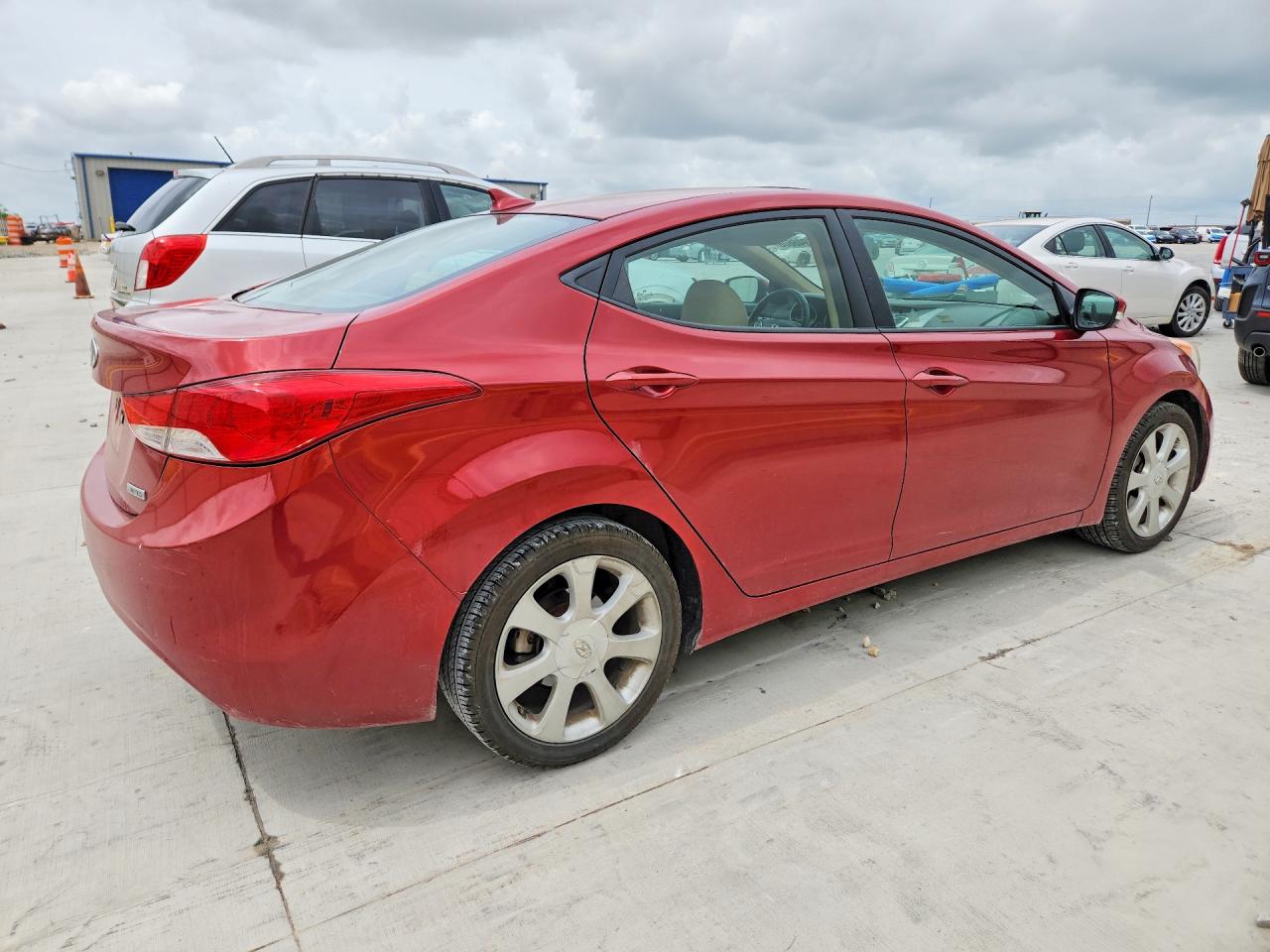 2012 HYUNDAI ELANTRA