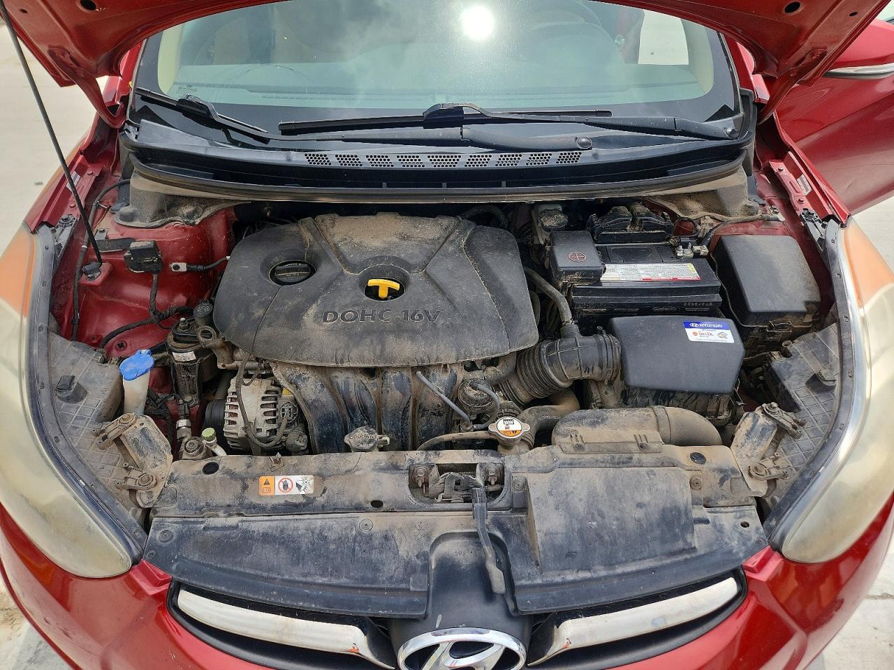 2012 HYUNDAI ELANTRA