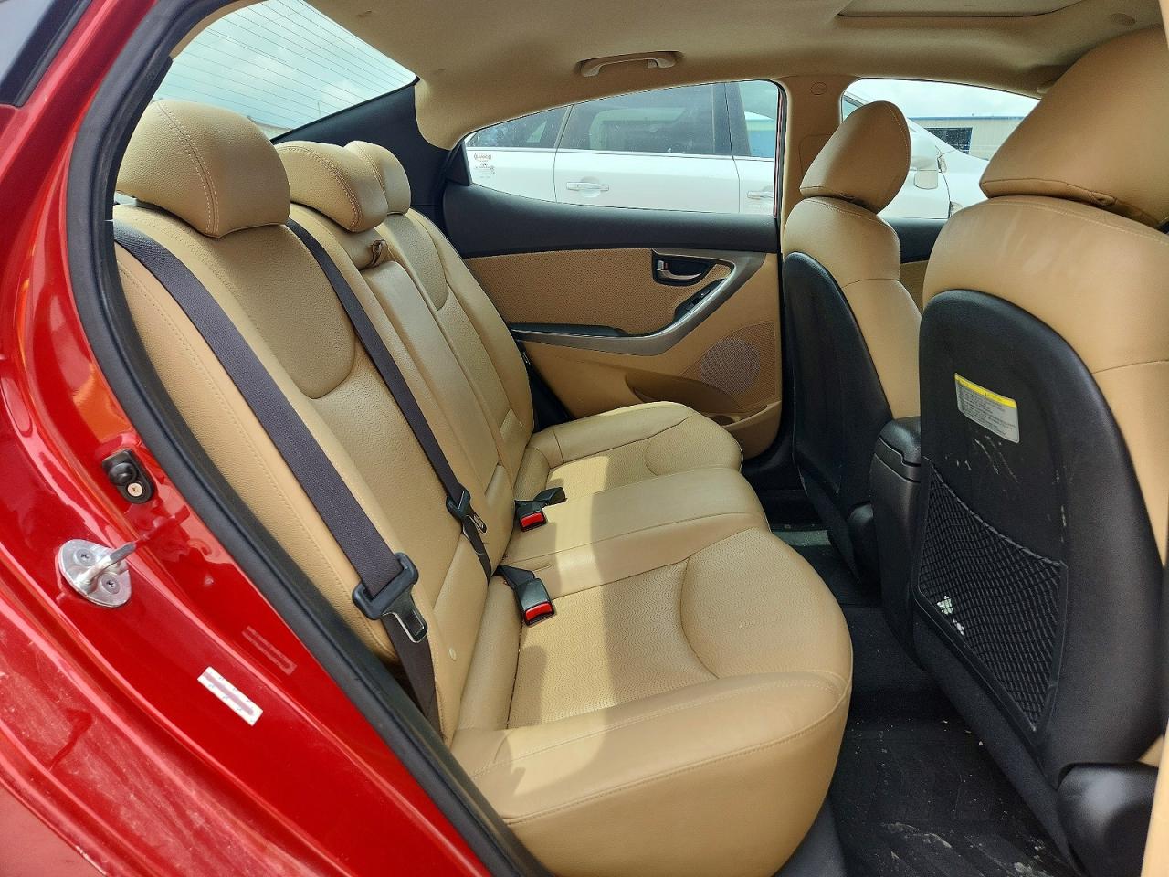 2012 HYUNDAI ELANTRA