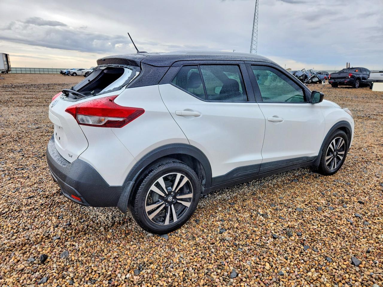 2019 NISSAN KICKS