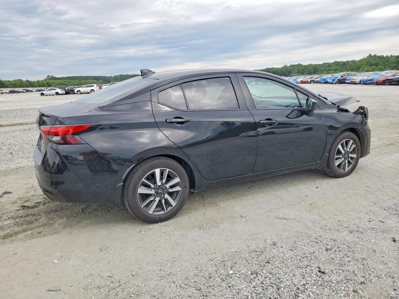 2025 NISSAN VERSA