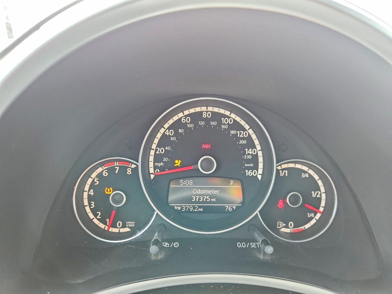 2013 VOLKSWAGEN BEETLE