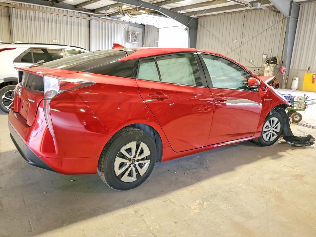 2016 TOYOTA PRIUS