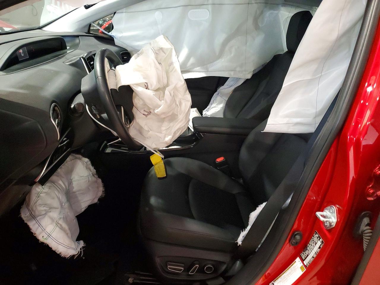 2016 TOYOTA PRIUS