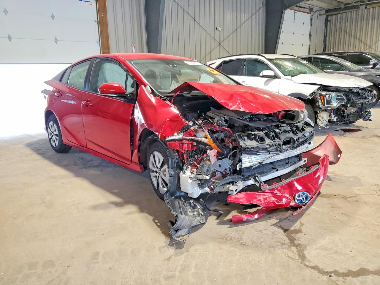 2016 TOYOTA PRIUS