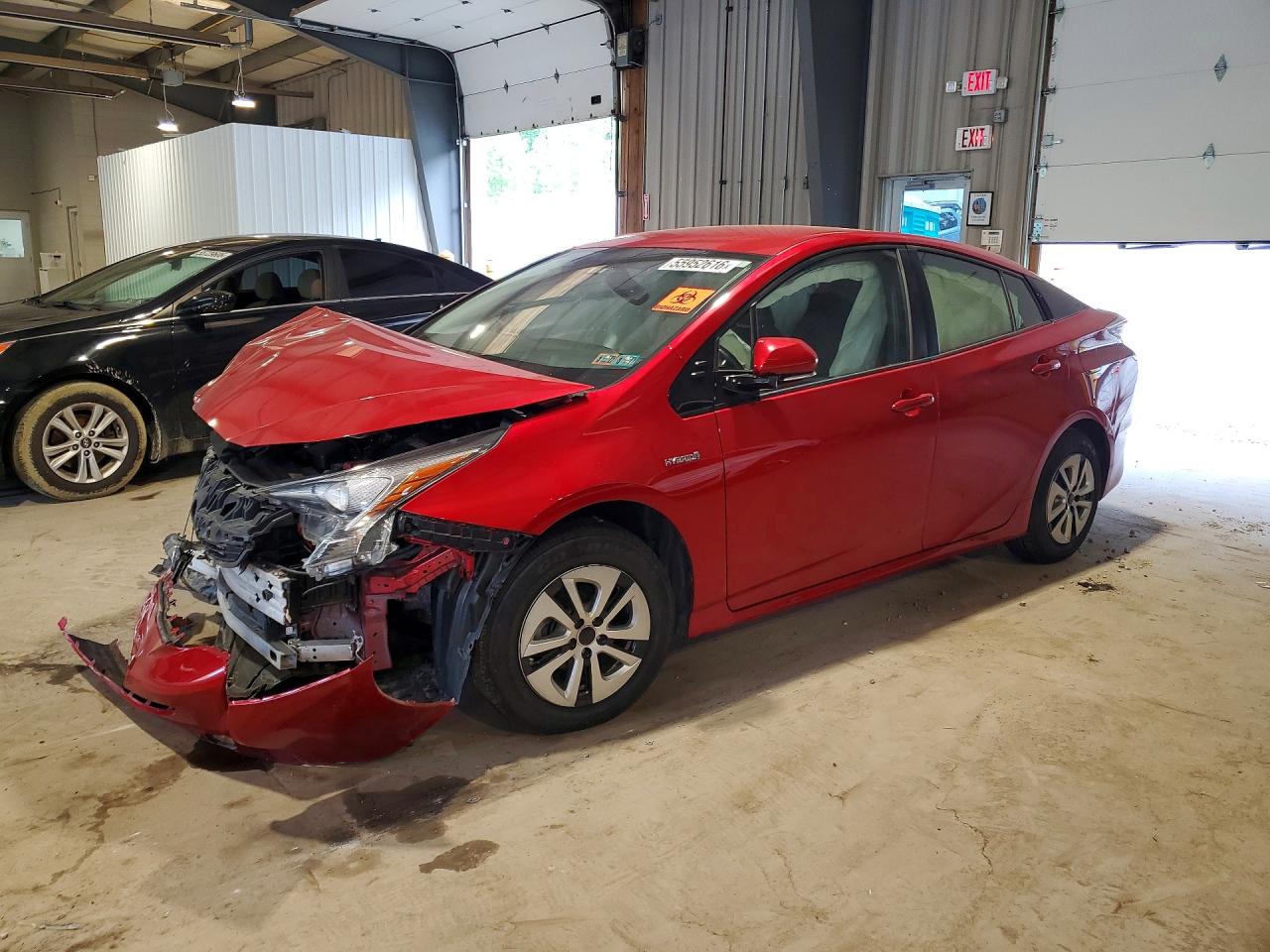2016 TOYOTA PRIUS