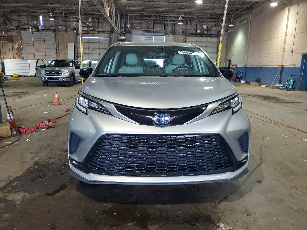 2023 TOYOTA SIENNA