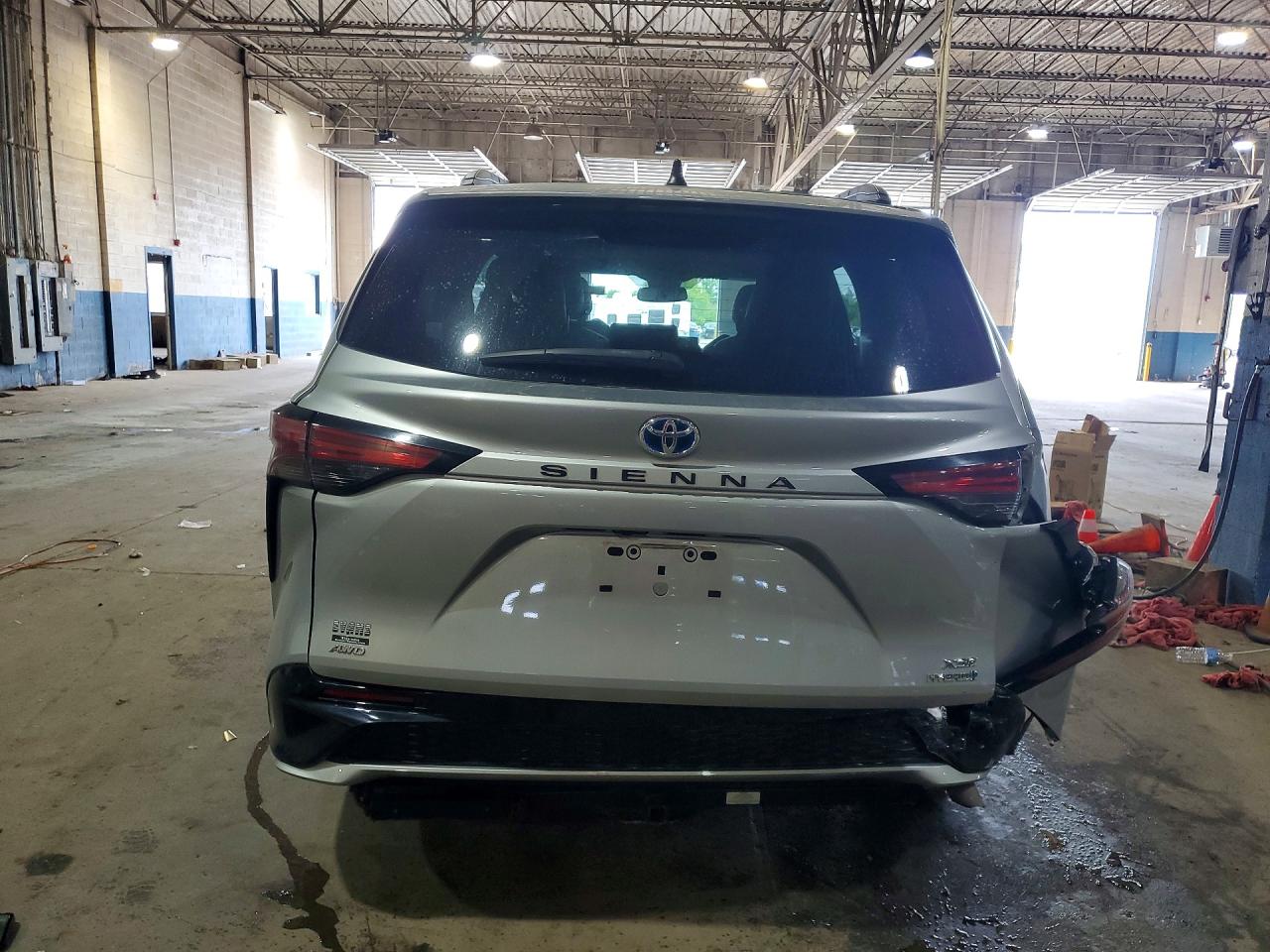 2023 TOYOTA SIENNA
