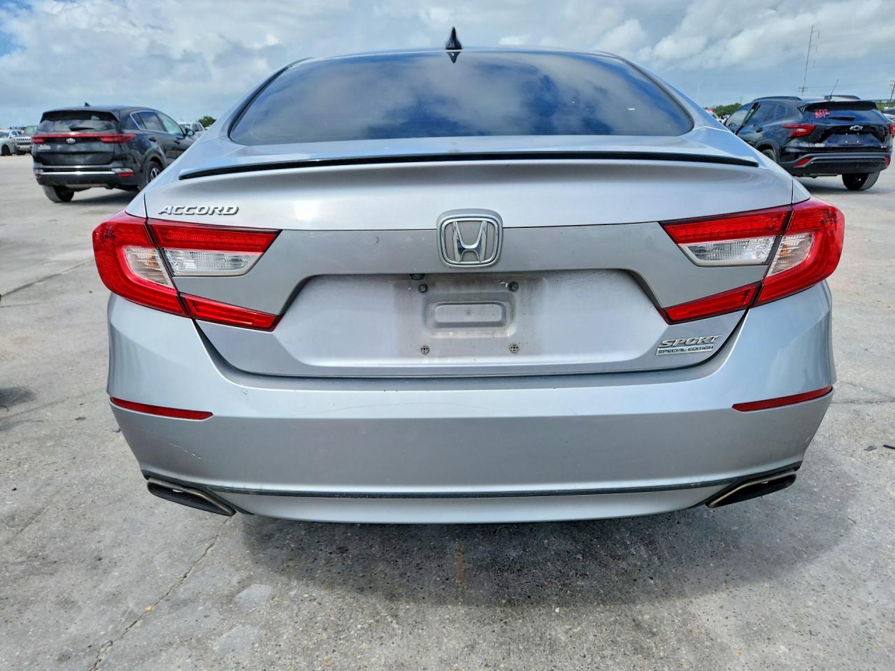 2021 HONDA ACCORD