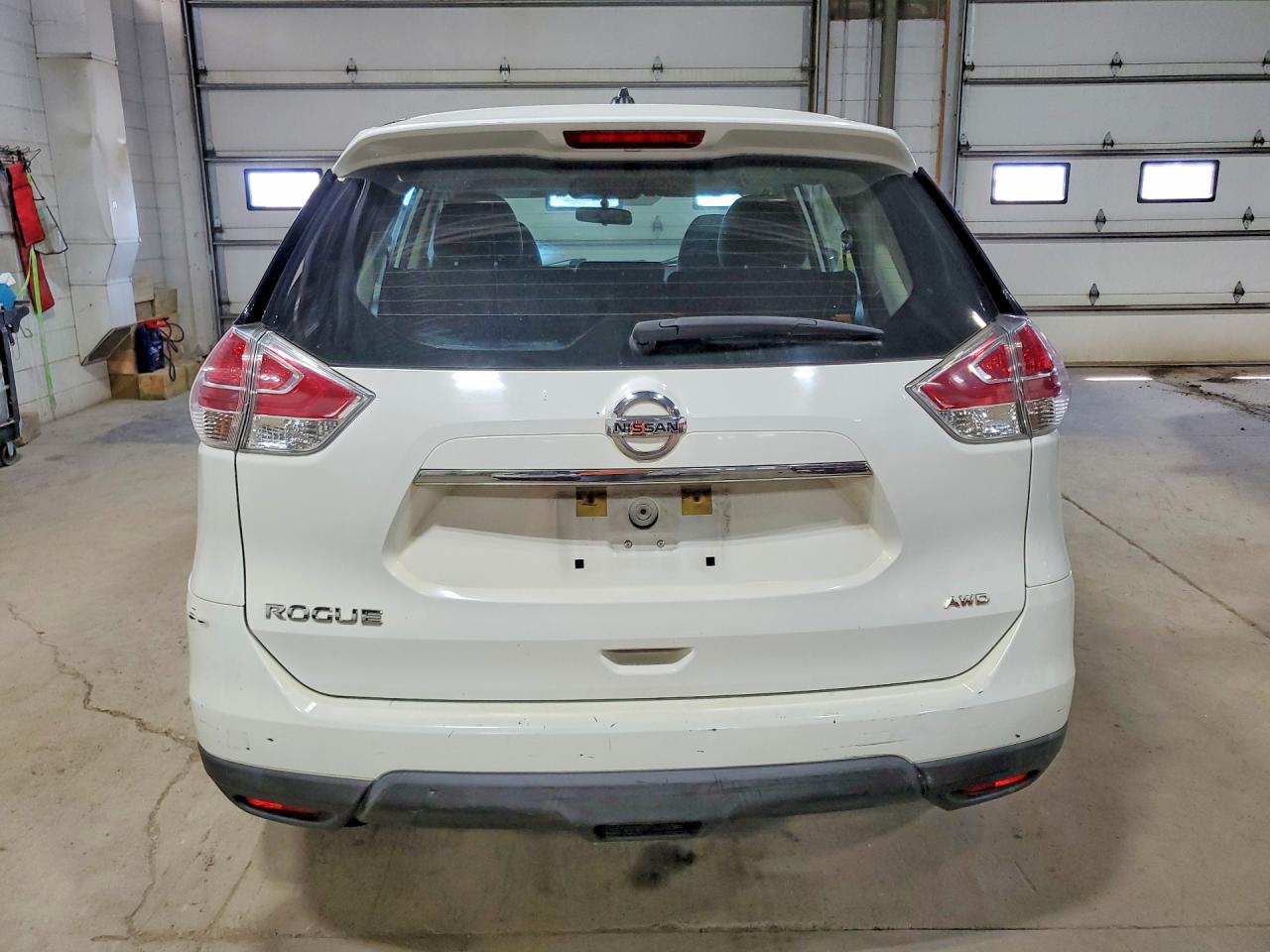 2016 NISSAN ROGUE