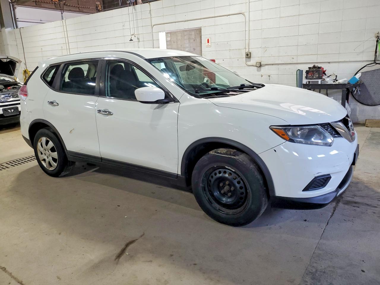 2016 NISSAN ROGUE