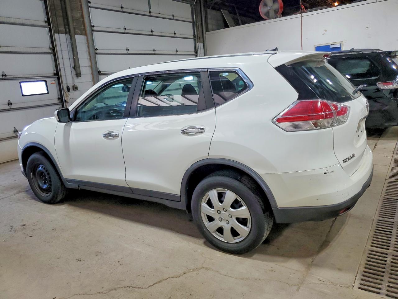 2016 NISSAN ROGUE