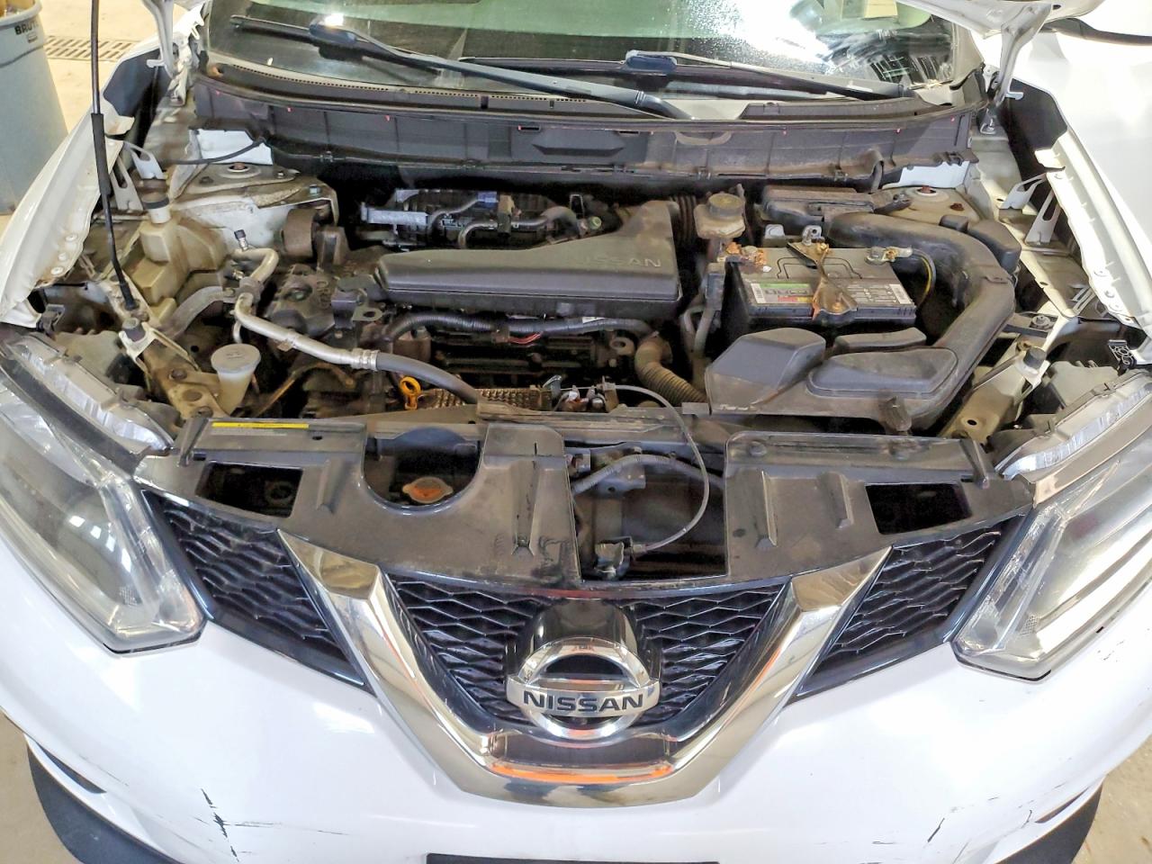 2016 NISSAN ROGUE