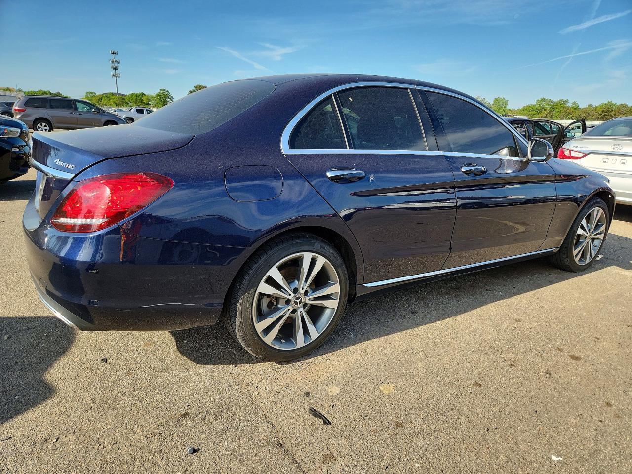 2021 MERCEDES-BENZ C-CLASS