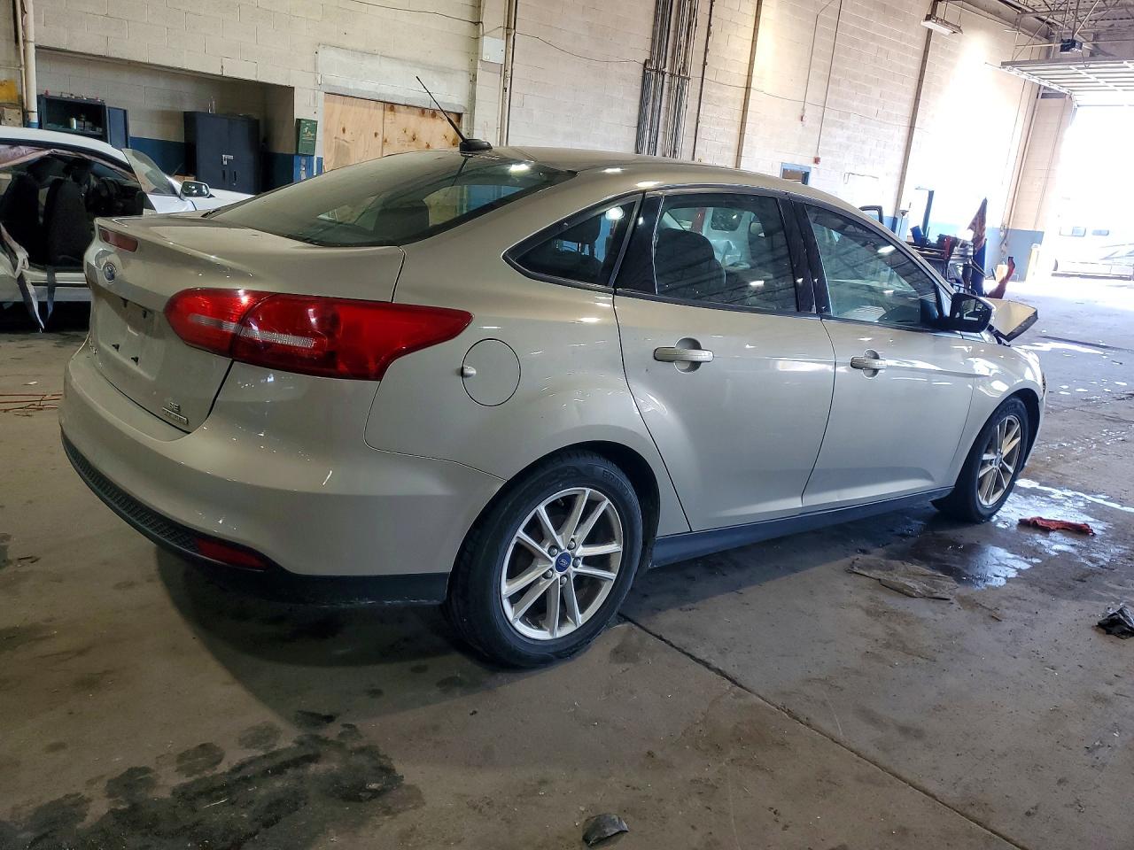 2016 FORD FOCUS