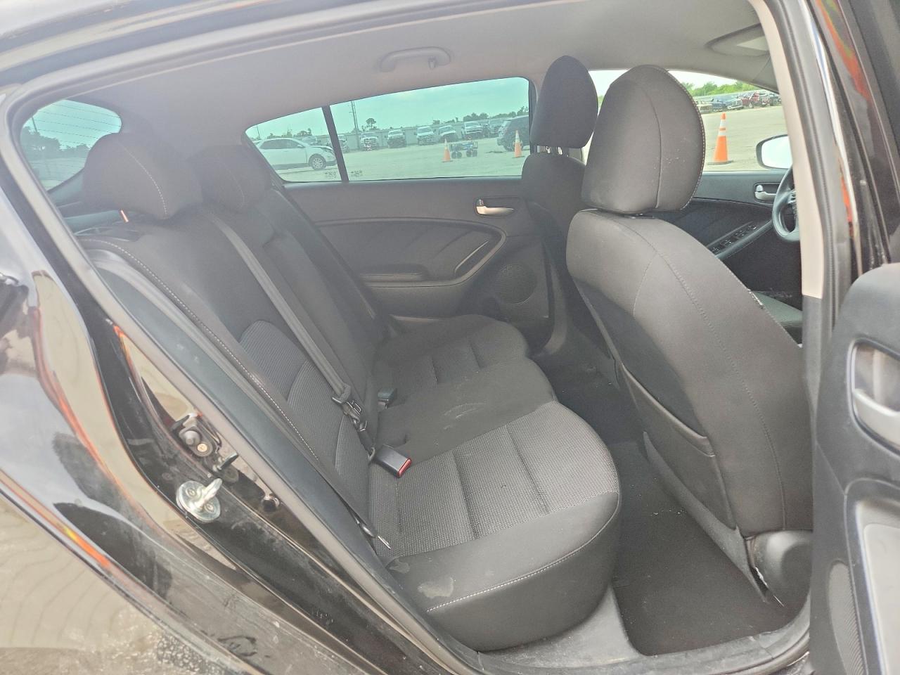 2017 KIA FORTE
