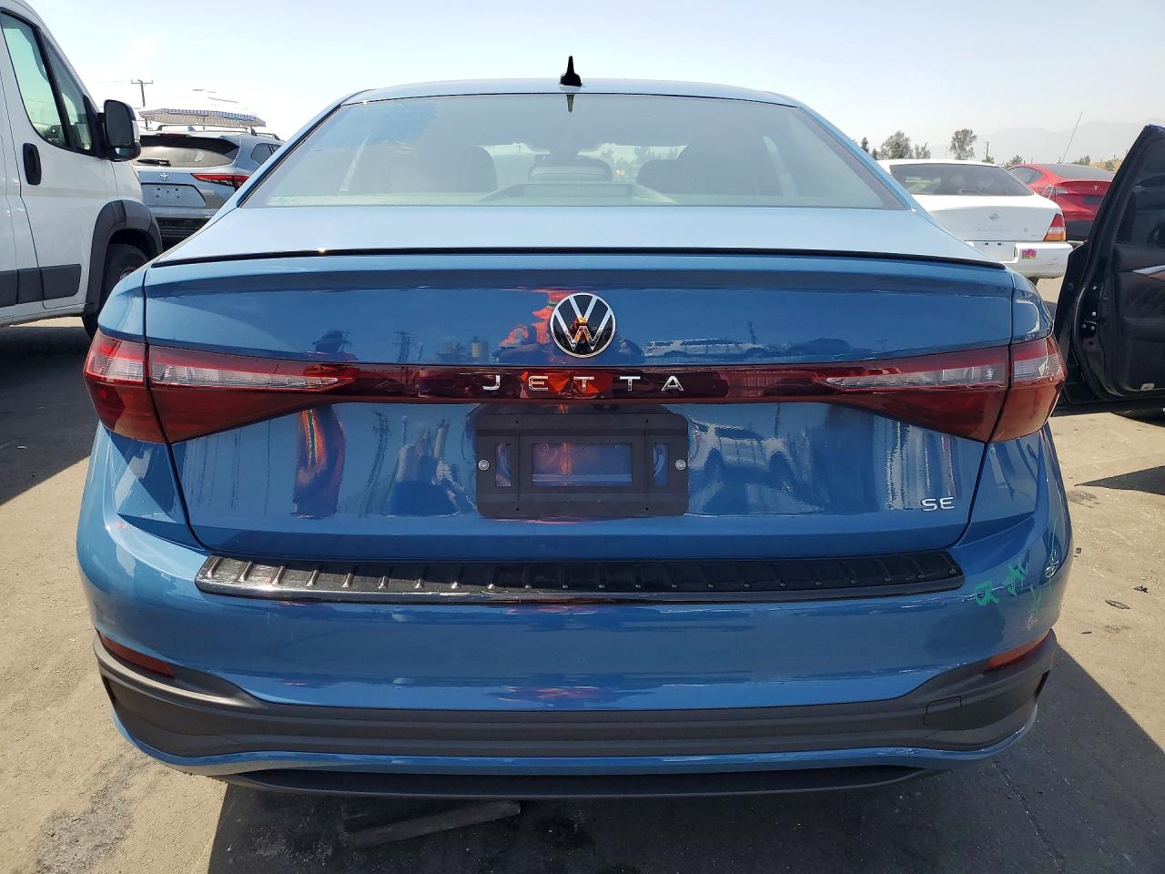 2025 VOLKSWAGEN JETTA
