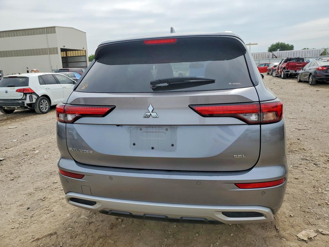 2022 MITSUBISHI OUTLANDER