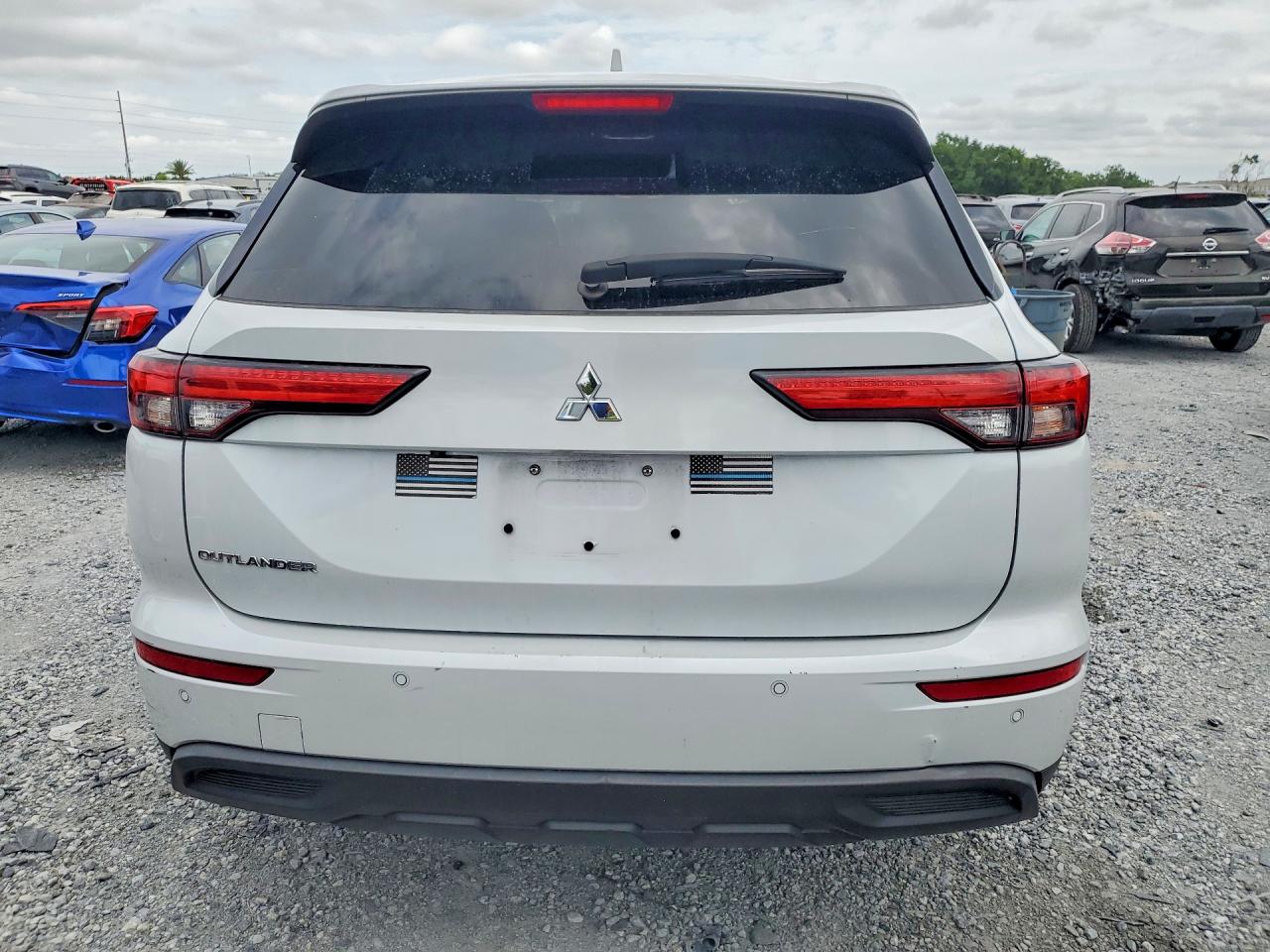 2024 MITSUBISHI OUTLANDER
