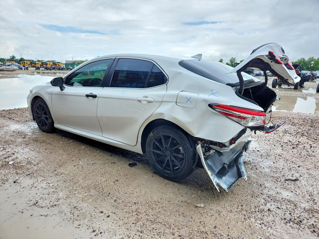 2020 TOYOTA CAMRY