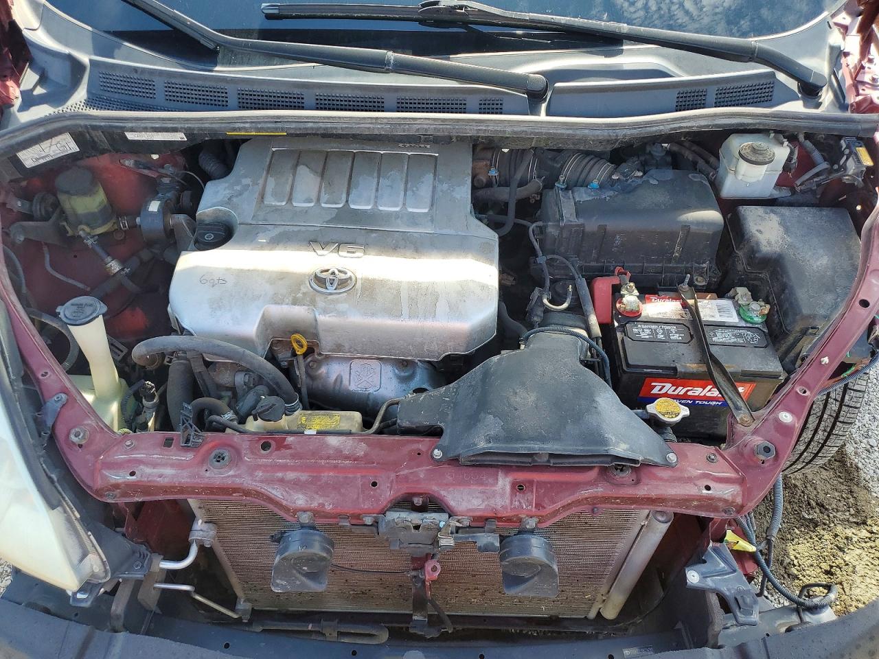 2009 TOYOTA SIENNA