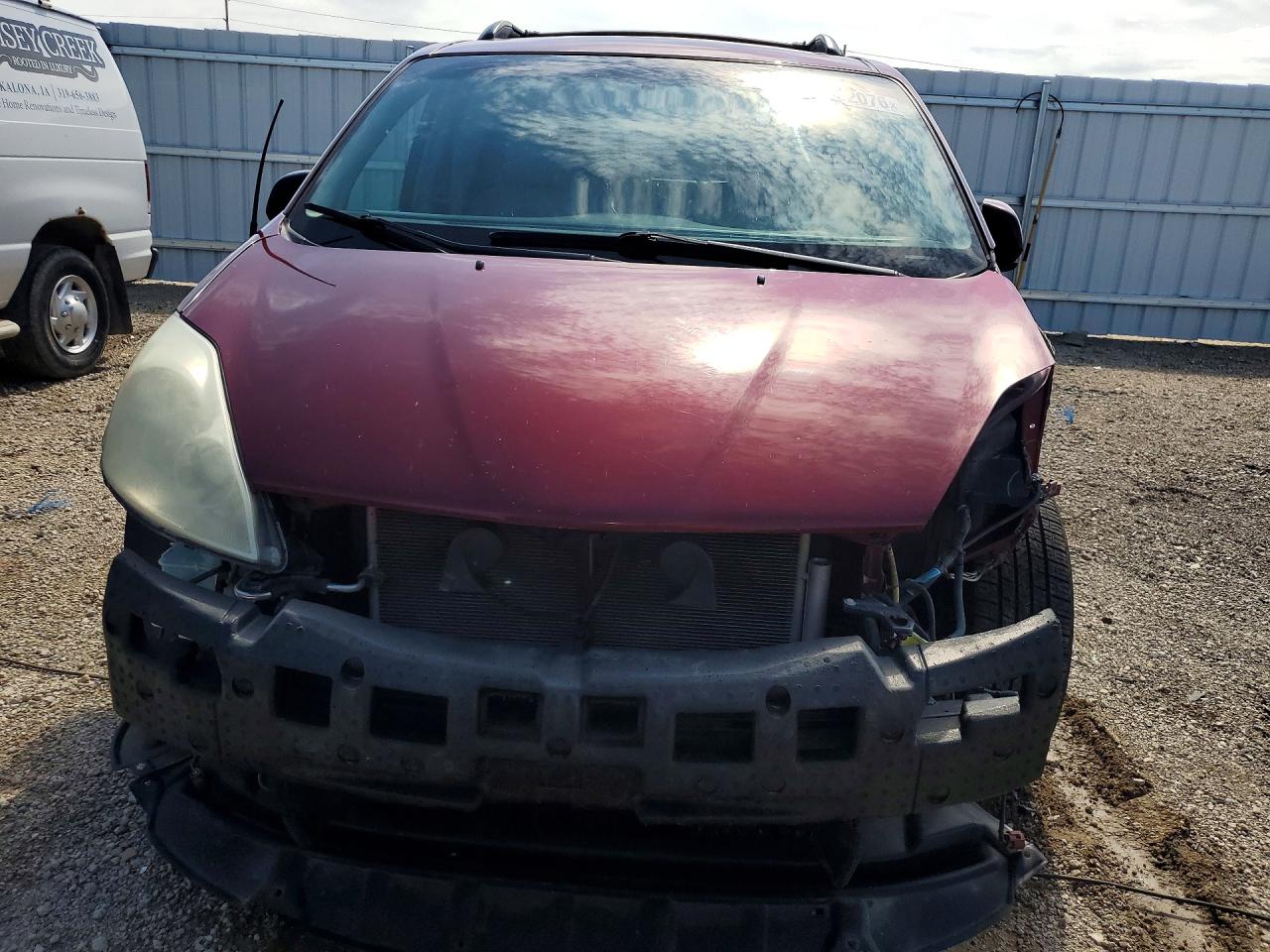 2009 TOYOTA SIENNA