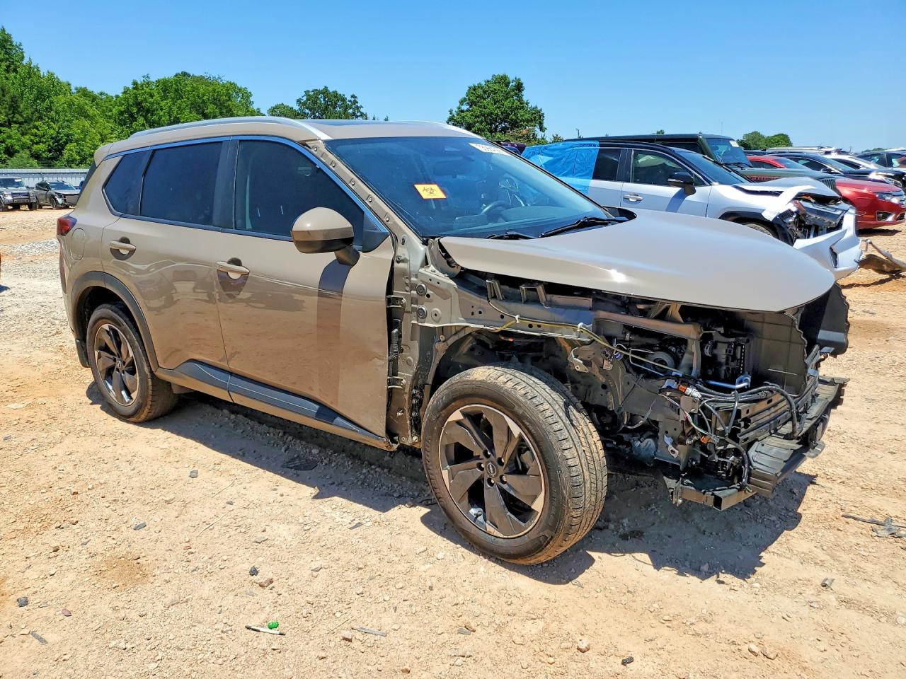 2024 NISSAN ROGUE