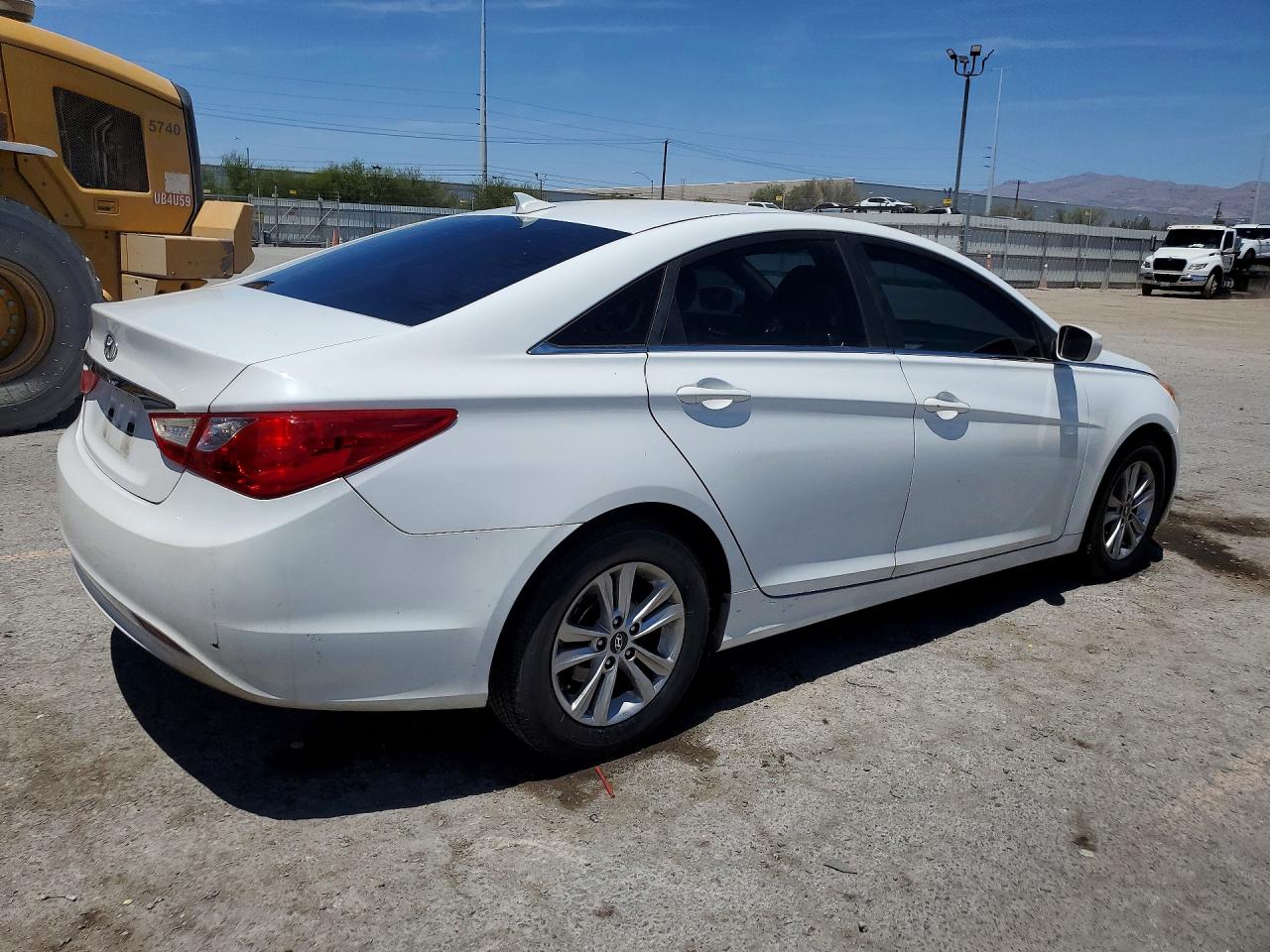 2013 HYUNDAI SONATA