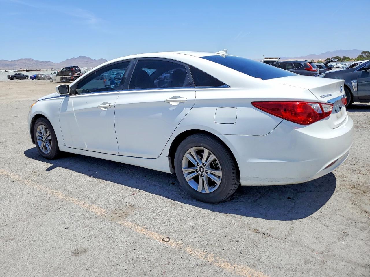 2013 HYUNDAI SONATA