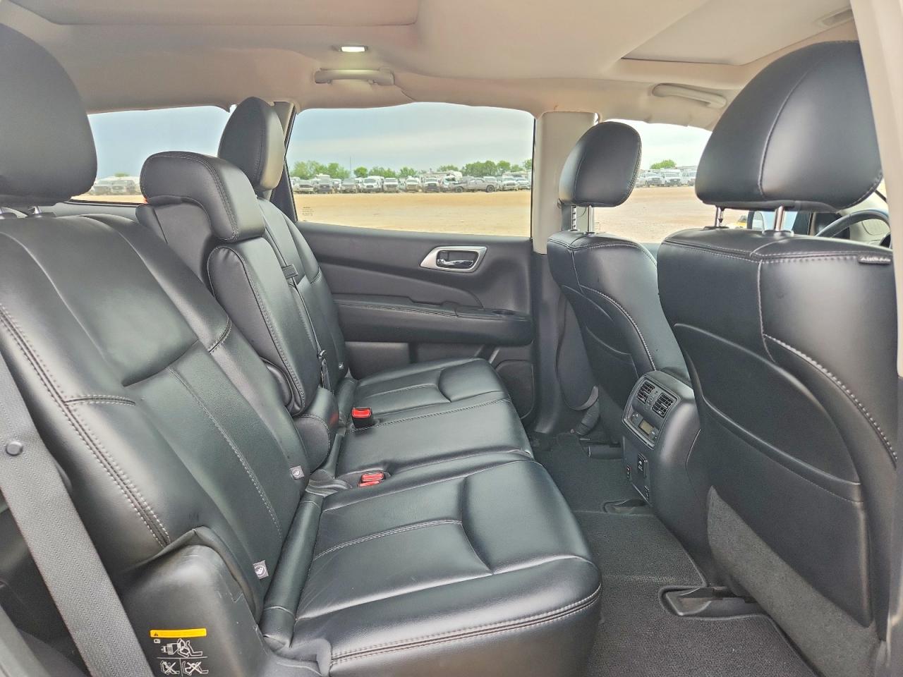 2015 NISSAN PATHFINDER