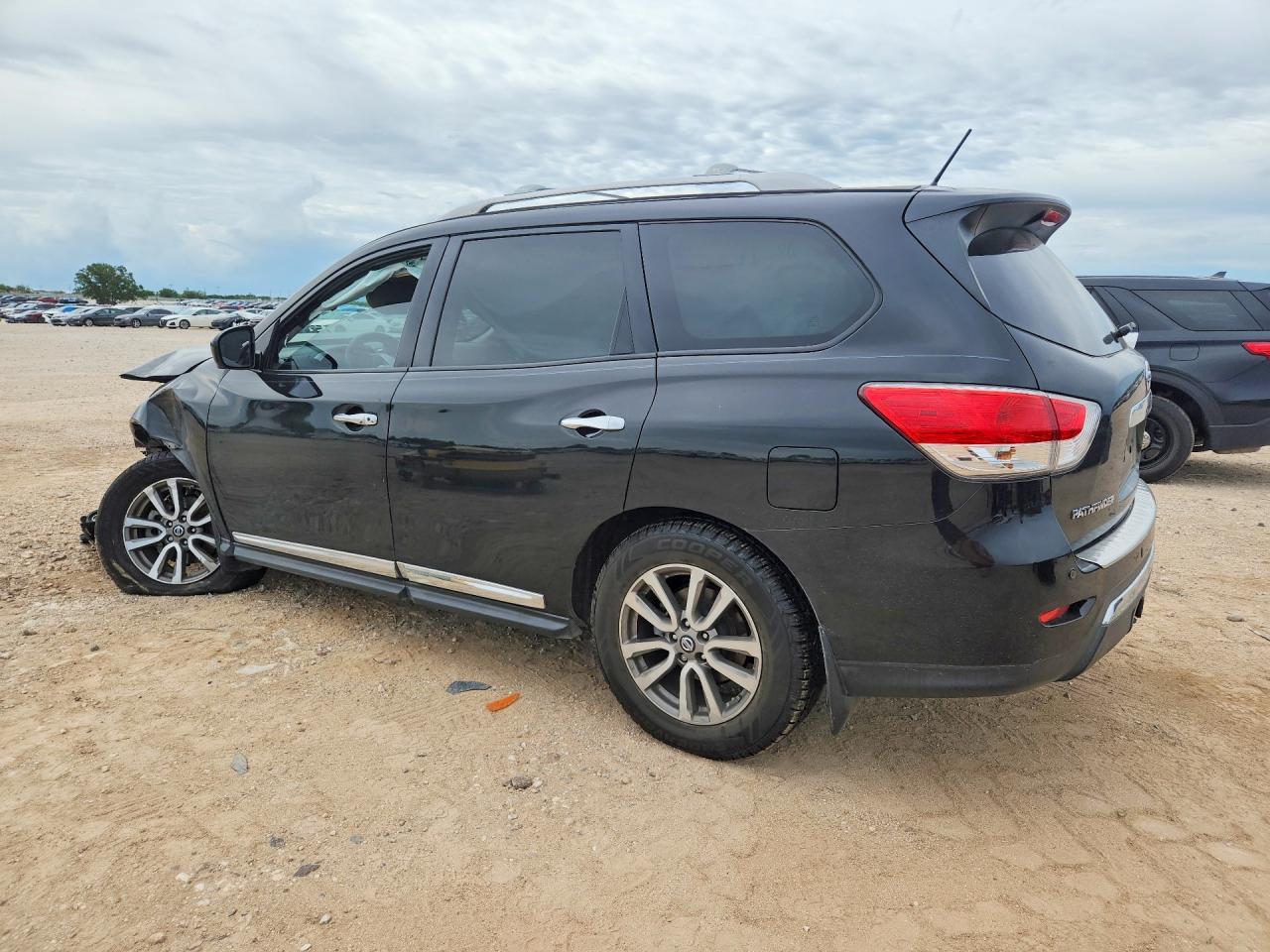 2015 NISSAN PATHFINDER