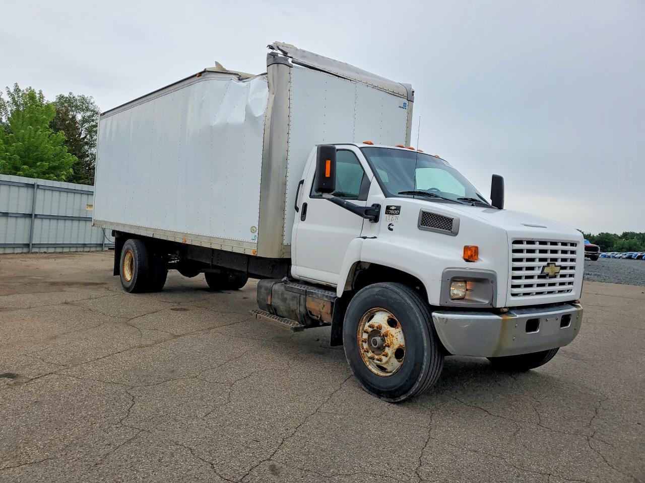 2004 CHEVROLET C/K7500