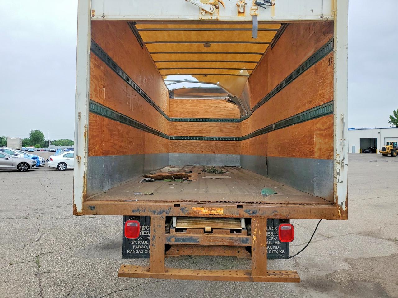 2004 CHEVROLET C/K7500