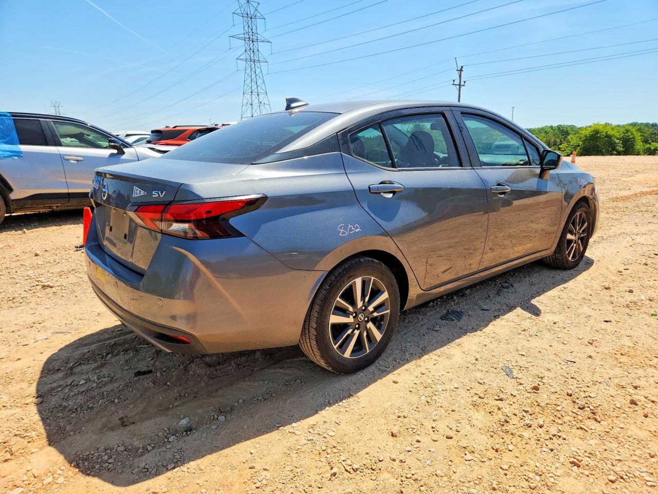 2021 NISSAN VERSA