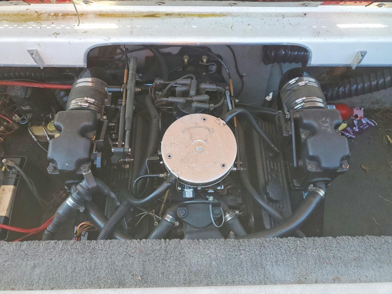 1991 CHAPARRAL BOATS 196 SSI
