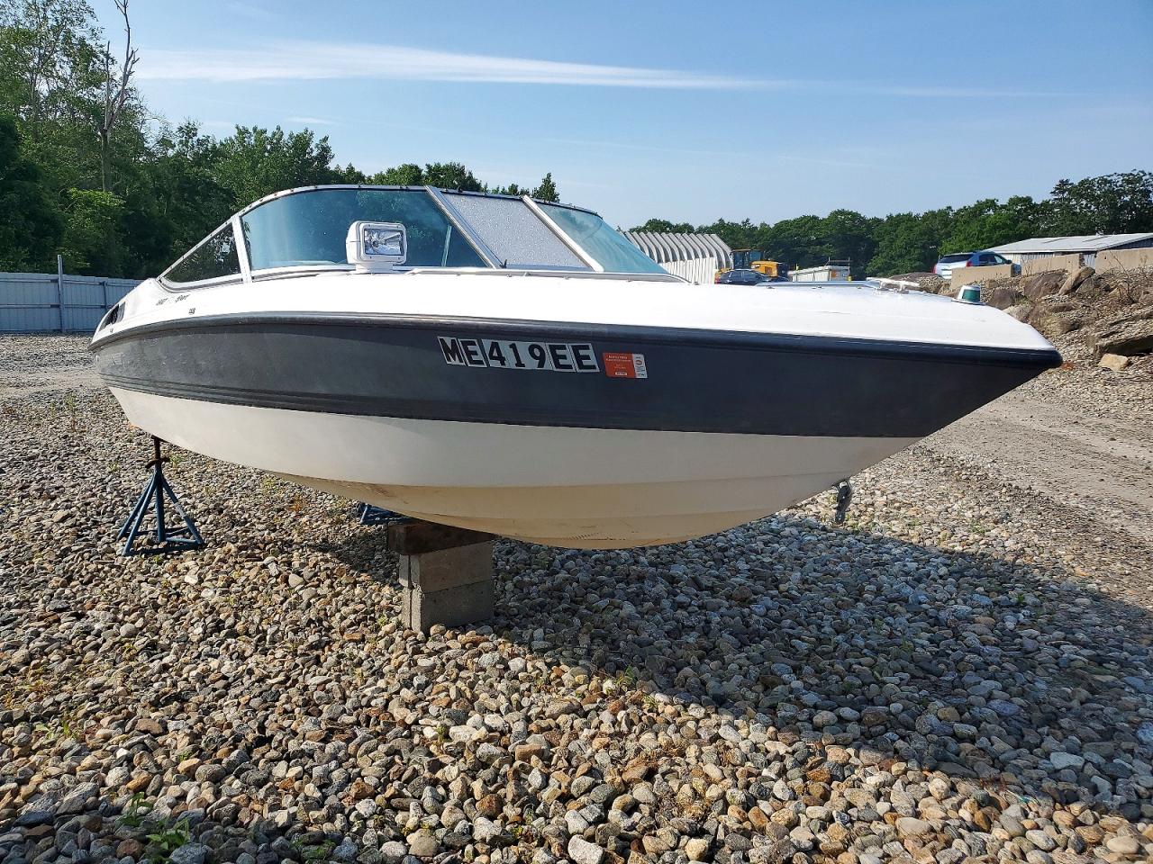 1991 CHAPARRAL BOATS 196 SSI