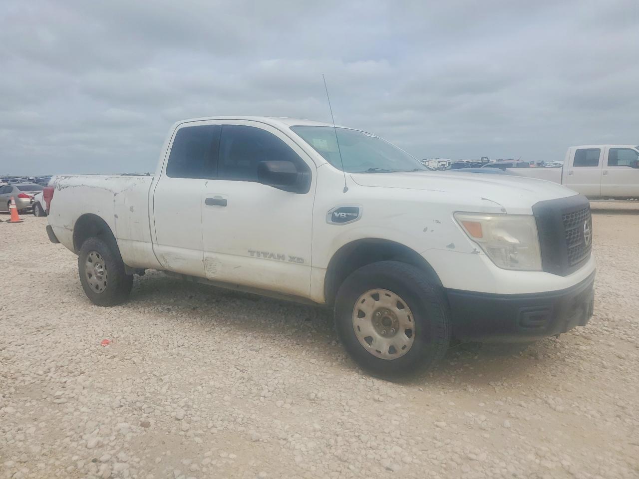 2018 NISSAN TITAN