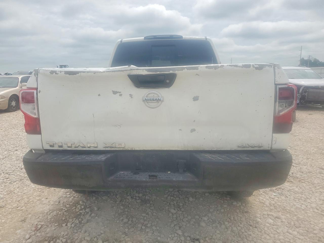 2018 NISSAN TITAN