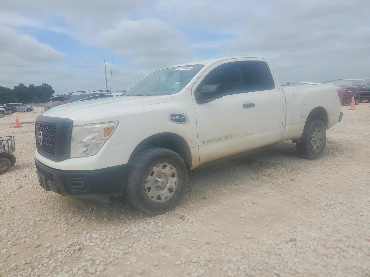 2018 NISSAN TITAN