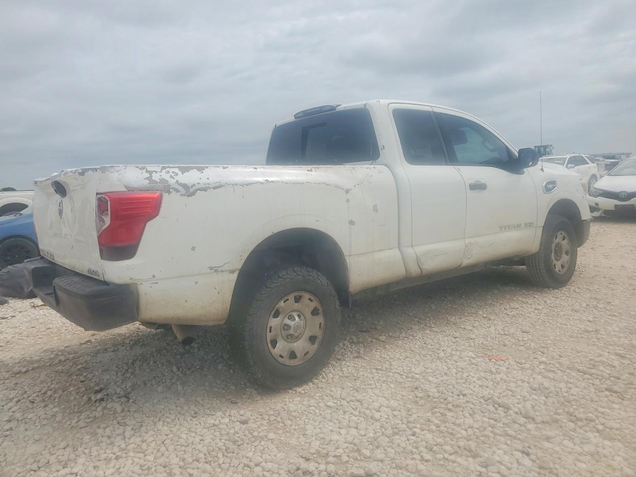 2018 NISSAN TITAN