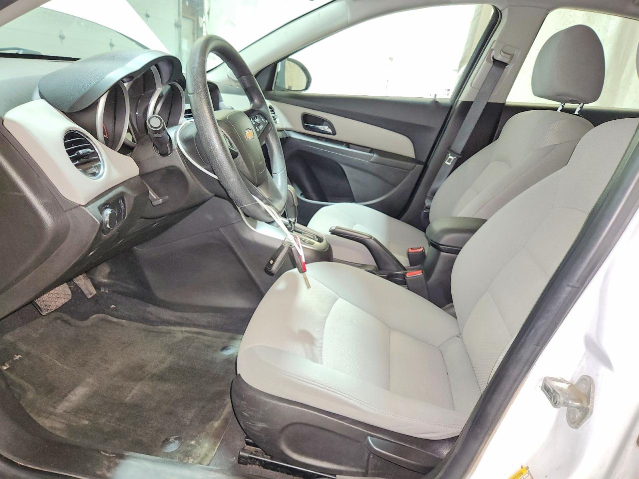 2015 CHEVROLET CRUZE