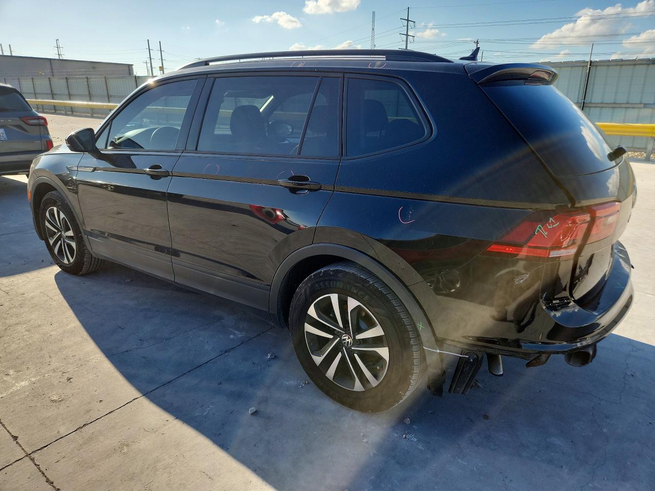 2023 VOLKSWAGEN TIGUAN