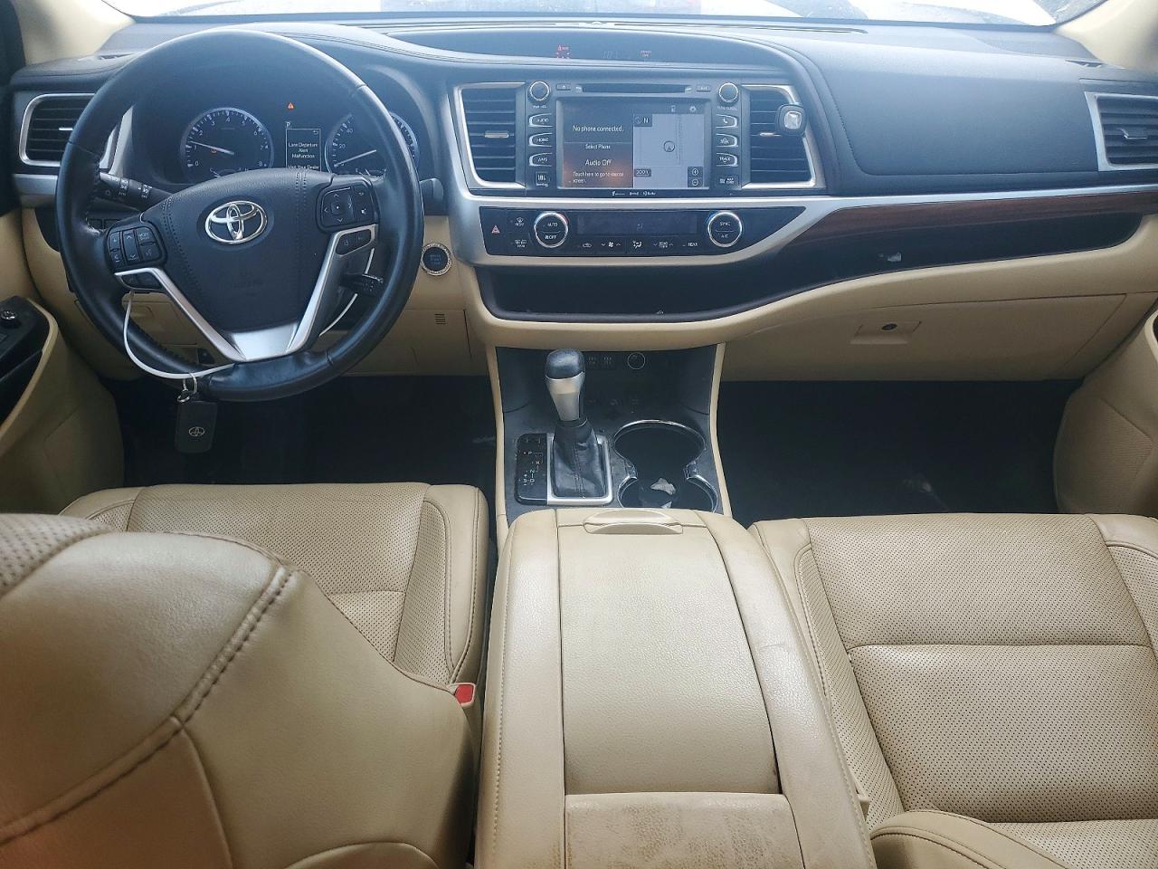2017 TOYOTA HIGHLANDER