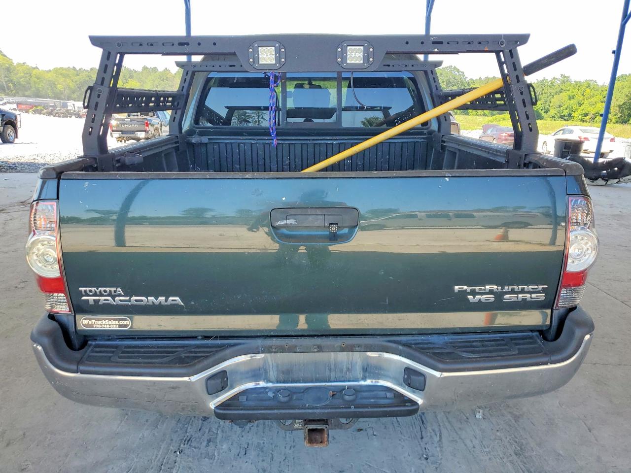 2011 TOYOTA TACOMA