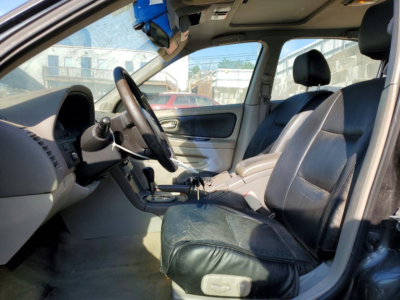 2003 NISSAN MAXIMA