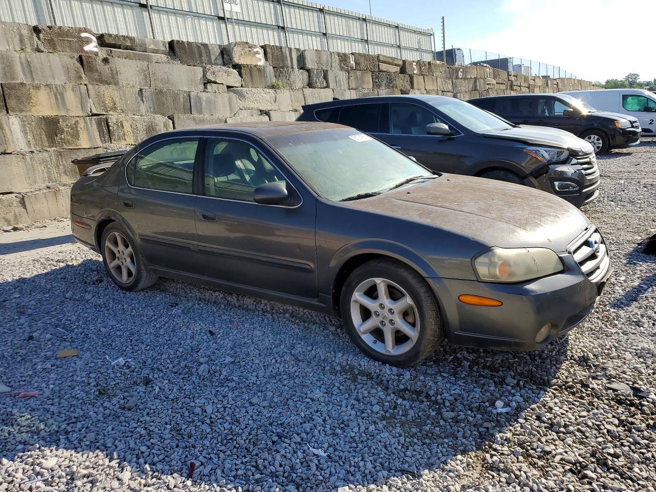 2003 NISSAN MAXIMA