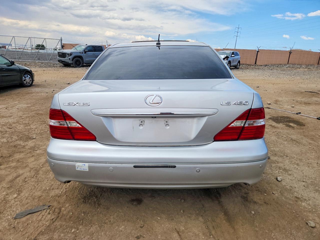 2005 LEXUS LS430